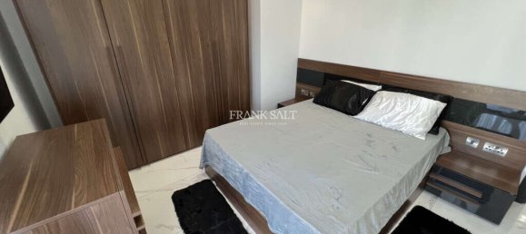 2 bedrooms Penthouse in Sliema, Malta No. 10276 17