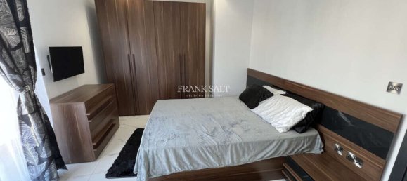 2 bedrooms Penthouse in Sliema, Malta No. 10276 18