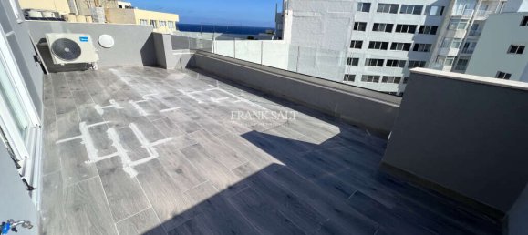 2 bedrooms Penthouse in Sliema, Malta No. 10276 21