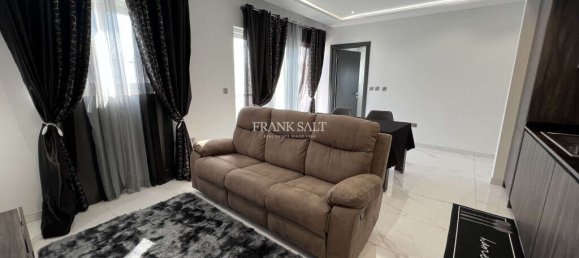 2 bedrooms Penthouse in Sliema, Malta No. 10276 5