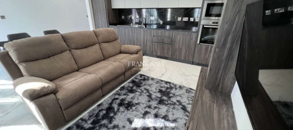 2 bedrooms Penthouse in Sliema, Malta No. 10276 3