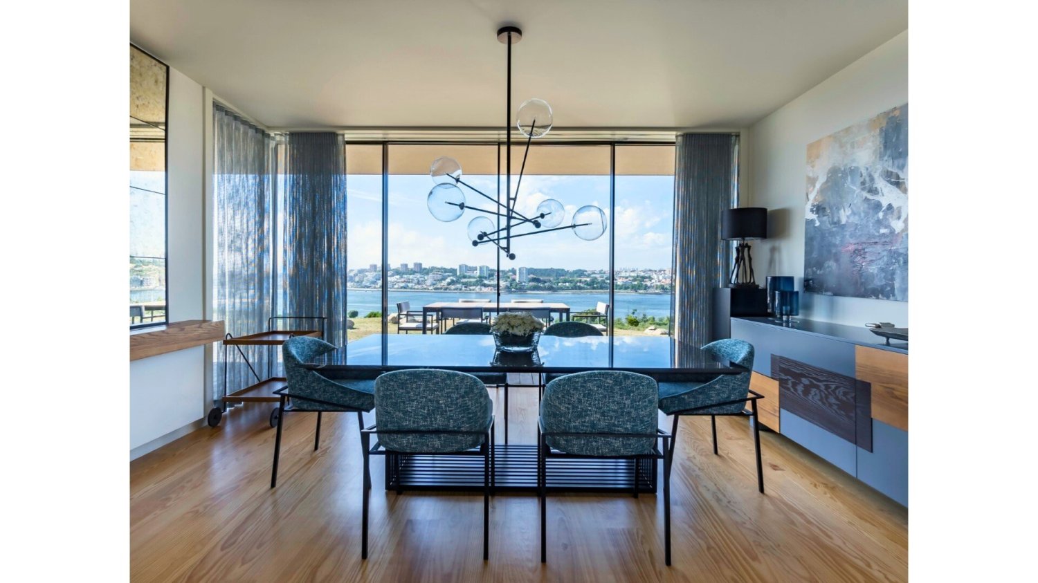 4 bedrooms Villa in Vila Nova de Gaia, Portugal No. 182831