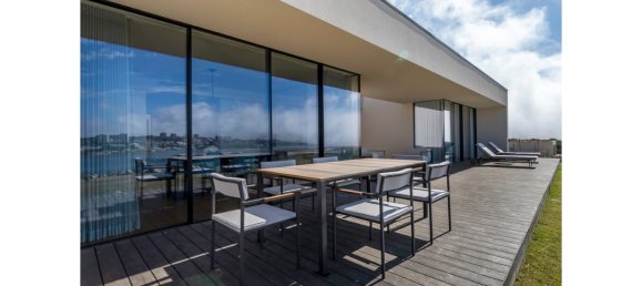 4 bedrooms Villa in Vila Nova de Gaia, Portugal No. 182831 5