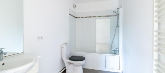 1 bedroom Apartment in Franconville, France No. 328783 4