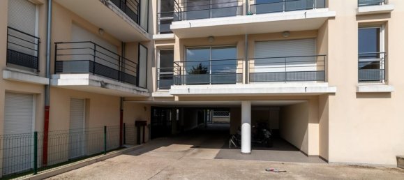 1 bedroom Apartment in Franconville, France No. 328783 7