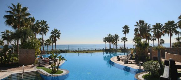 3 bedrooms Apartment in Estepona, Spain No. 2898 12