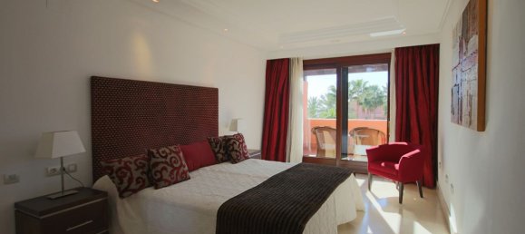 3 bedrooms Apartment in Estepona, Spain No. 2898 9