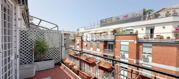 3 bedrooms Penthouse in Rome, Italy No. 371521 12