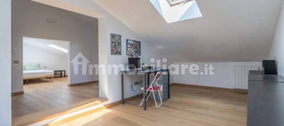 4 bedrooms Villa in Corsico, Italy No. 333064 3