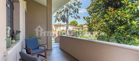 4 bedrooms Villa in Corsico, Italy No. 333064 27