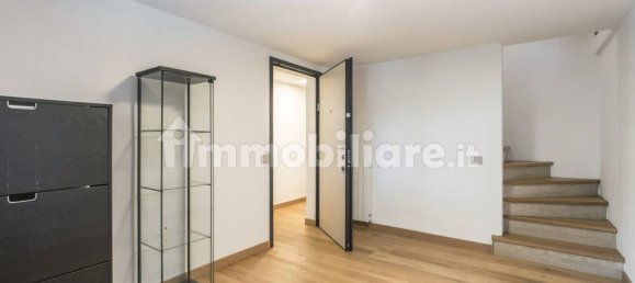 4 bedrooms Villa in Corsico, Italy No. 333064 9