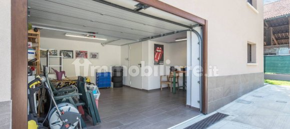 4 bedrooms Villa in Corsico, Italy No. 333064 21