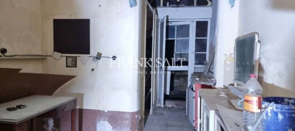 4 bedrooms Maisonette in Xghajra, Malta No. 2737 5