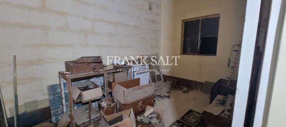 4 bedrooms Maisonette in Xghajra, Malta No. 2737 2