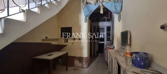 4 bedrooms Maisonette in Xghajra, Malta No. 2737 4