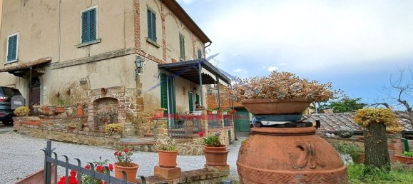 Casa de 12 divisões em Civitella in Val di Chiana, Italy N.º 144690 18