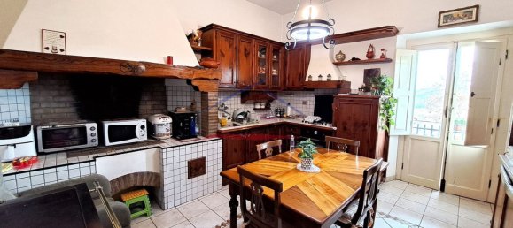 Casa de 12 divisões em Civitella in Val di Chiana, Italy N.º 144690 21