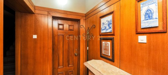 4 bedrooms Apartment in Lisbon, Portugal No. 127196 6