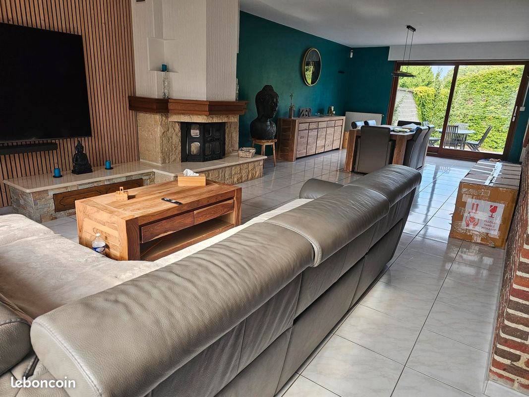 Casa de 4 dormitorios en Fouquieres-les-Lens, France No. 282542