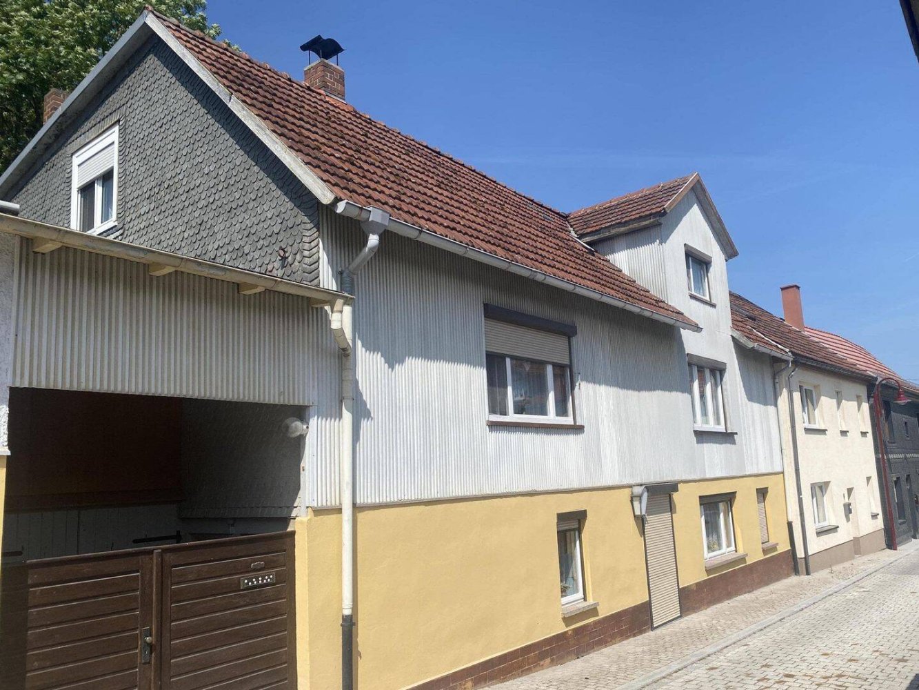 Таунхаус с 8 комнатами в Зальфельд-Рудольштадт, Германия № 324117