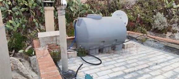 Квартира с 5 спальнями в Шикли, Италия № 372370 3