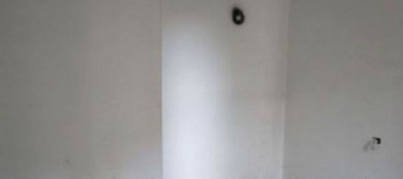 2 rooms Apartment in Muggiò, Italy No. 179117 4