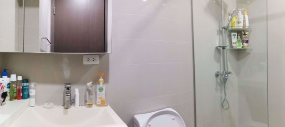 Apartamento com 1 quarto em condomínio em Ratchathewi, Thailand N.º 9740 7