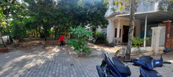 240m² Villa in District 7, Vietnam No. 15829 2