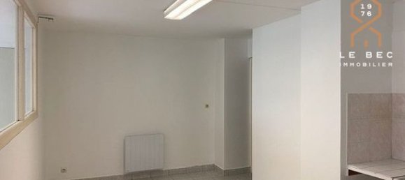  عقار تجاري في Vannes, France 90متر مربع رقم 281622 2