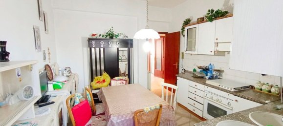 Apartamento de 4 habitaciónes en Catania, Italy No. 162474 4