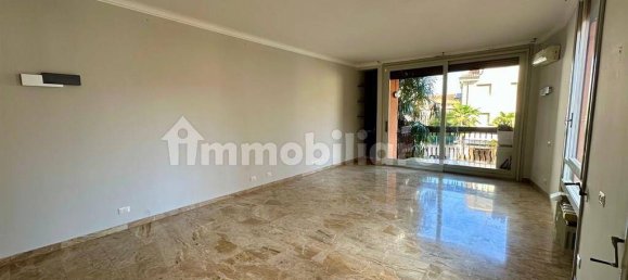 Квартира с 3 спальнями в Монца, Италия № 374028 31