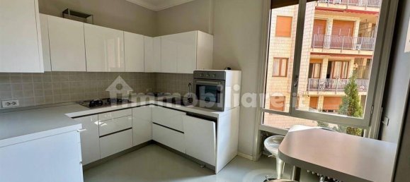 Квартира с 3 спальнями в Монца, Италия № 374028 33