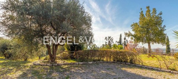 5 Schlafzimmer Villa in Sant'Angelo Romano, Italy, Nr. 126681 27