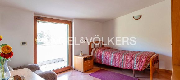 5 Schlafzimmer Villa in Sant'Angelo Romano, Italy, Nr. 126681 15