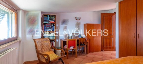 5 Schlafzimmer Villa in Sant'Angelo Romano, Italy, Nr. 126681 13