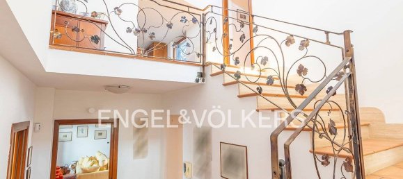 5 Schlafzimmer Villa in Sant'Angelo Romano, Italy, Nr. 126681 8