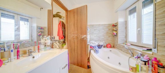 Apartamento de 1 dormitorio en Fagnano Olona, Italy No. 116297 3