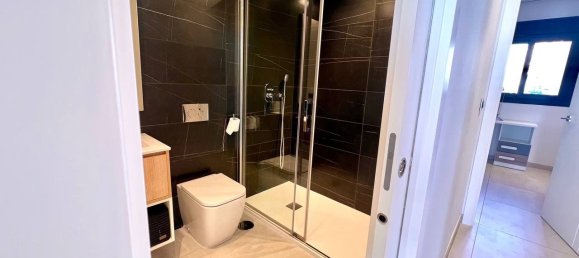 3 bedrooms Apartment in Benidorm, Spain No. 11867 18