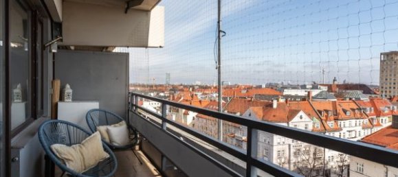 Studio in Munich, Germany No. 127277 8