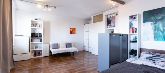 Studio in Munich, Germany No. 127277 4