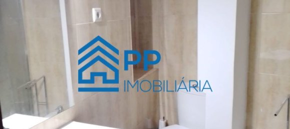 3 Schlafzimmer Wohnung in Porto, Portugal, Nr. 81583 4