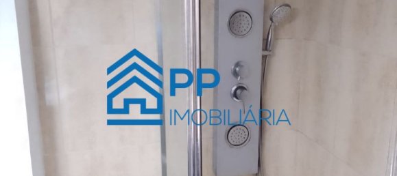 3 Schlafzimmer Wohnung in Porto, Portugal, Nr. 81583 5