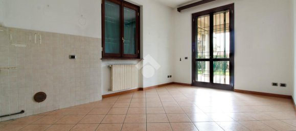 5-Zimmer Villa in Agrate Brianza, Italy, Nr. 160844 9