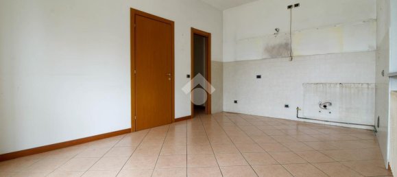 5-Zimmer Villa in Agrate Brianza, Italy, Nr. 160844 7