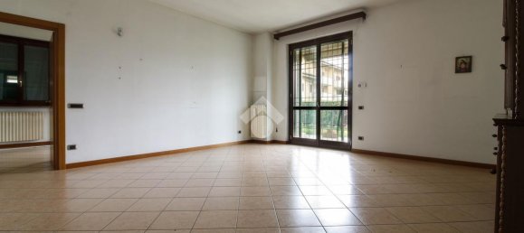 5-Zimmer Villa in Agrate Brianza, Italy, Nr. 160844 12