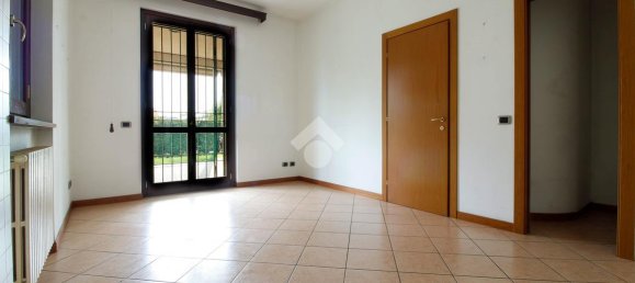 5-Zimmer Villa in Agrate Brianza, Italy, Nr. 160844 8