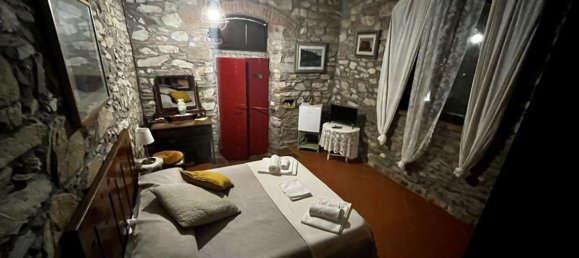 Edificio en Campiglia Marittima, Italy 380 m² No. 254261 5