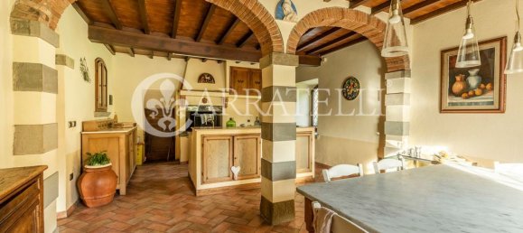 32 bedrooms House in Florence, Italy No. 105635 21