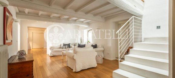 32 bedrooms House in Florence, Italy No. 105635 15