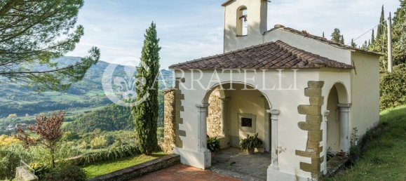 32 bedrooms House in Florence, Italy No. 105635 13